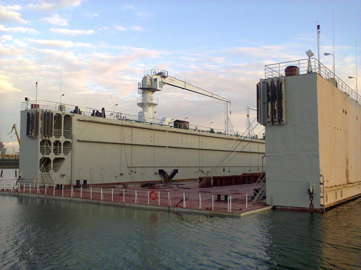 Плавучий док Паллада