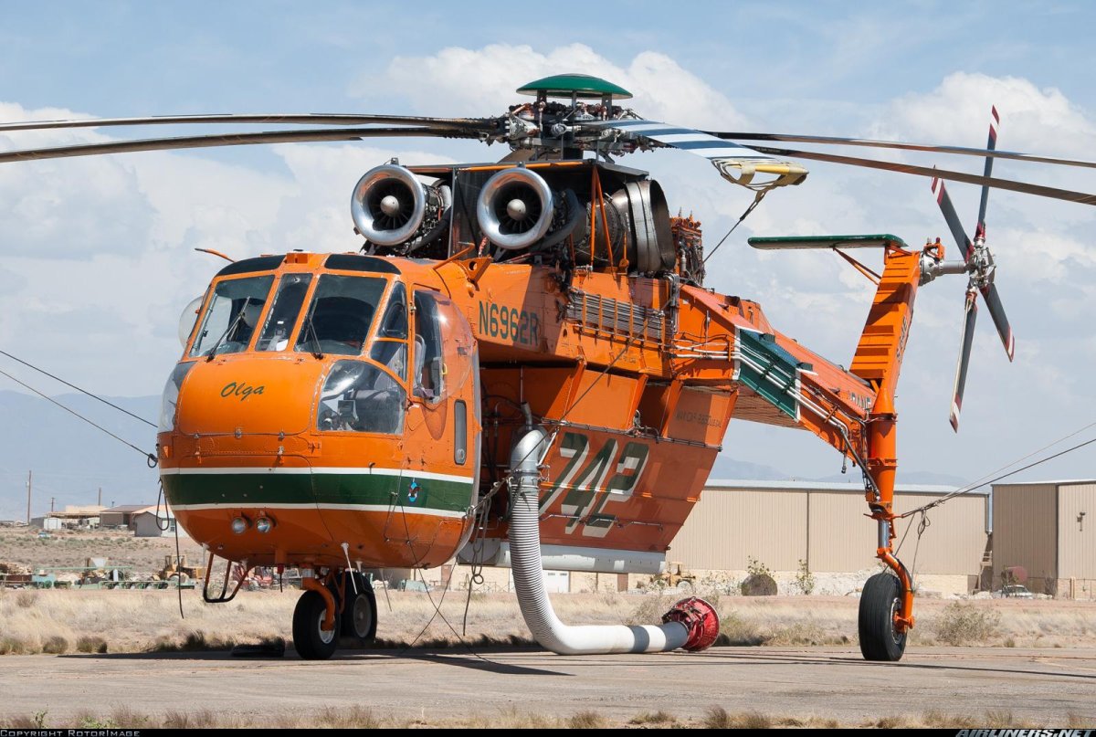 Вертолет Сикорский s-64