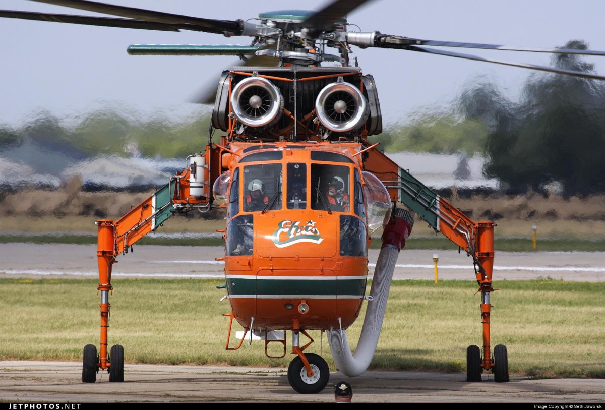 Вертолет Sikorsky s64