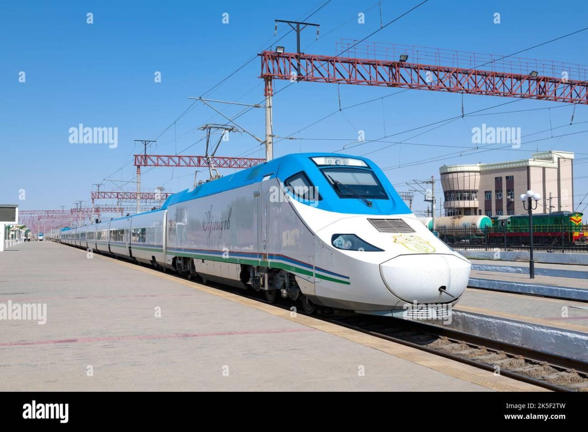 Скоростной поезд Афросиаб