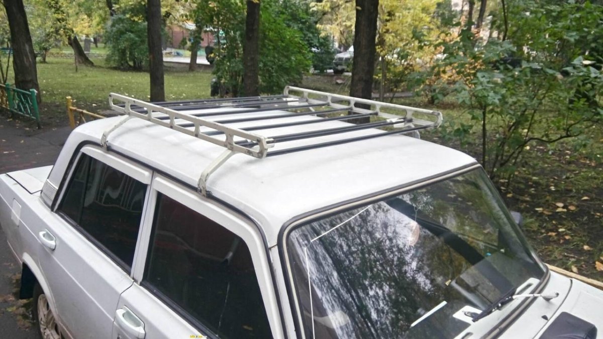 Верхний багажник на ВАЗ 2106