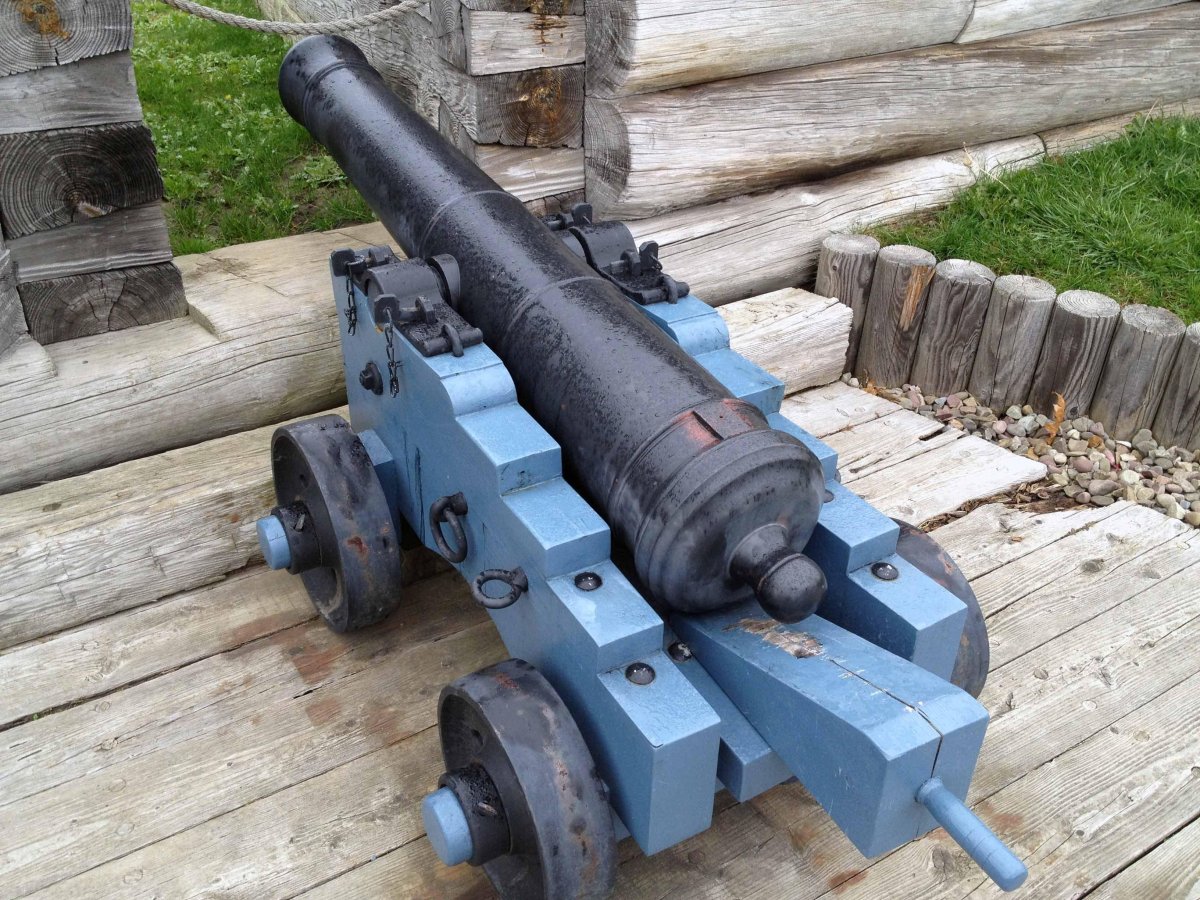 Корабельные пушки