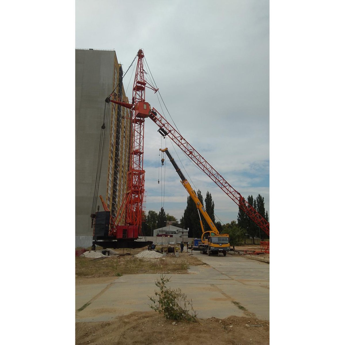 Башенный кран КБ 408