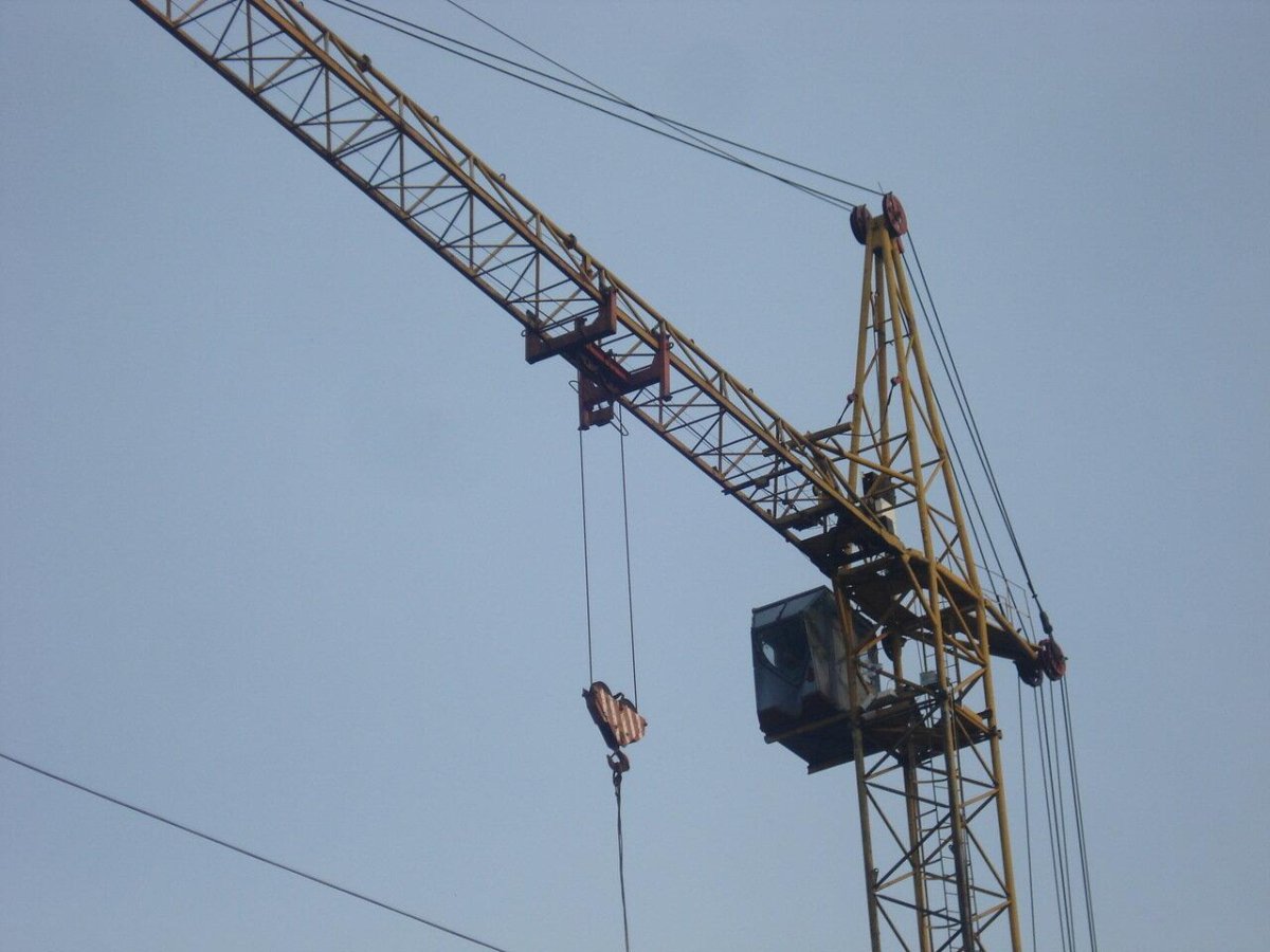 Башенный кран КБ 405