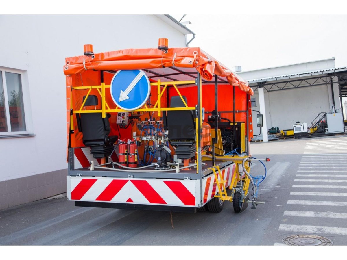 Шмель 11 а разметочная машина