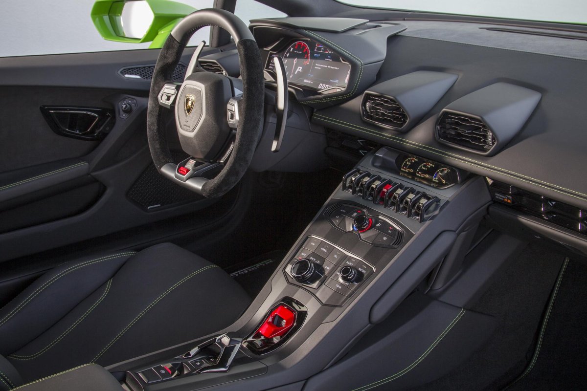 Lamborghini Huracan LP 610-4 салон