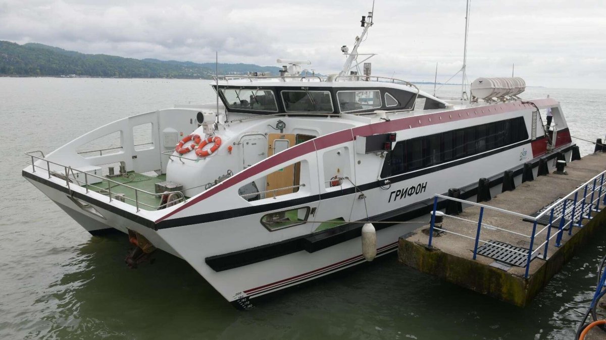Пассажирский катамаран проекта 23290 Грифон