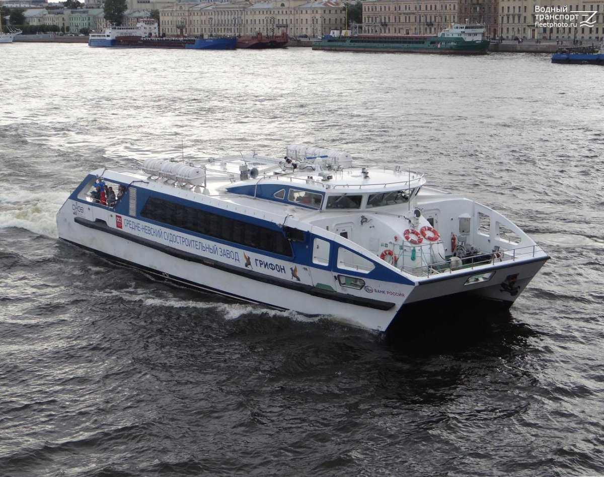 Катамаран Грифон проекта 23290