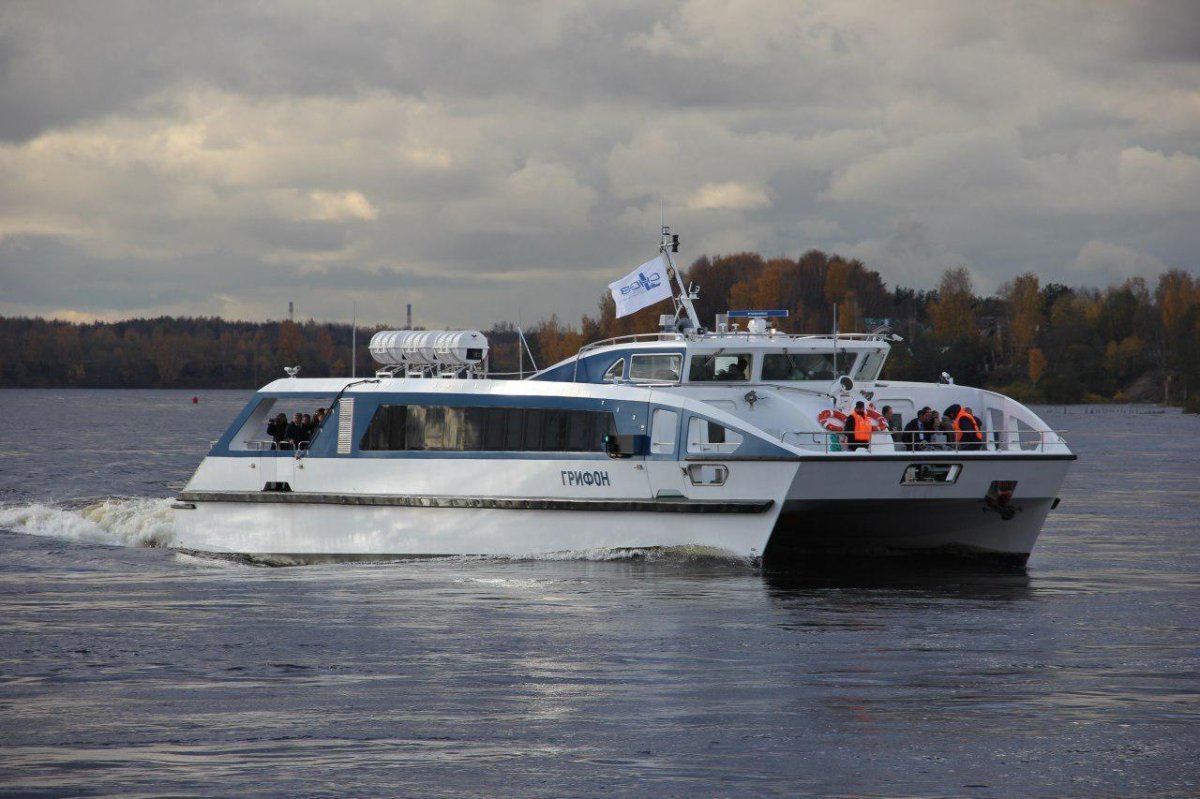 Пассажирский катамаран проекта 23290 Грифон