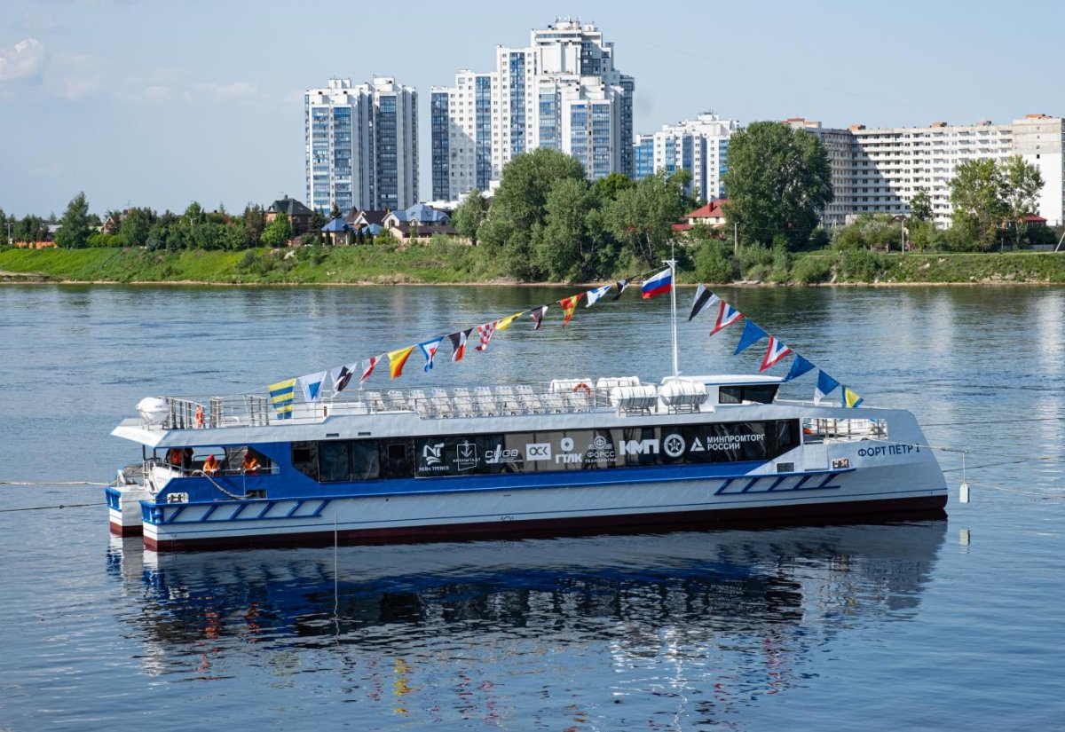 Катамаран СНСЗ