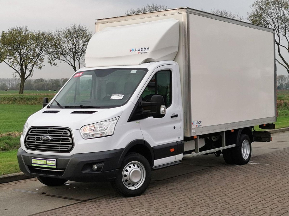 Форд Транзит 2017 грузовой фургон