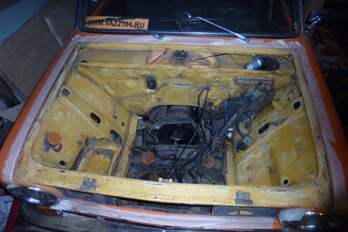 Подкапотка ВАЗ 2101