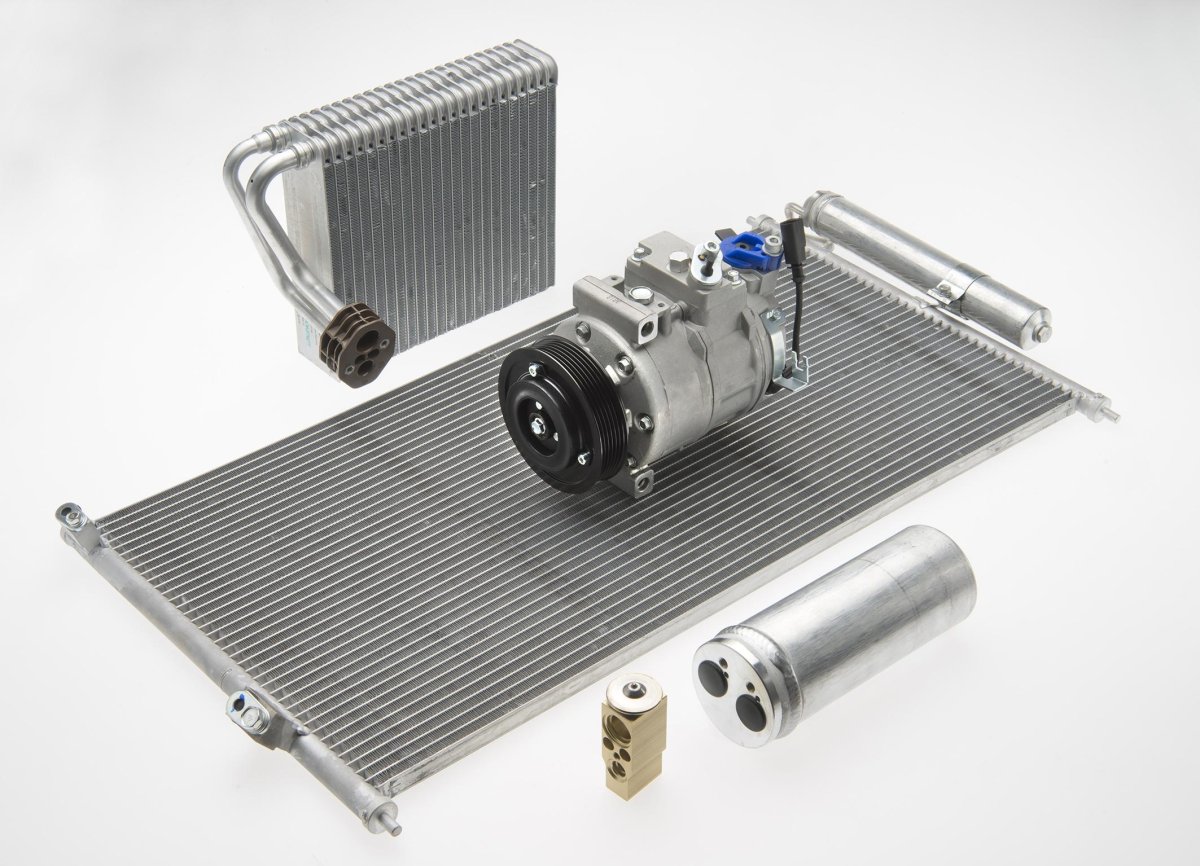 Испаритель кондиционера Nissa Leaf