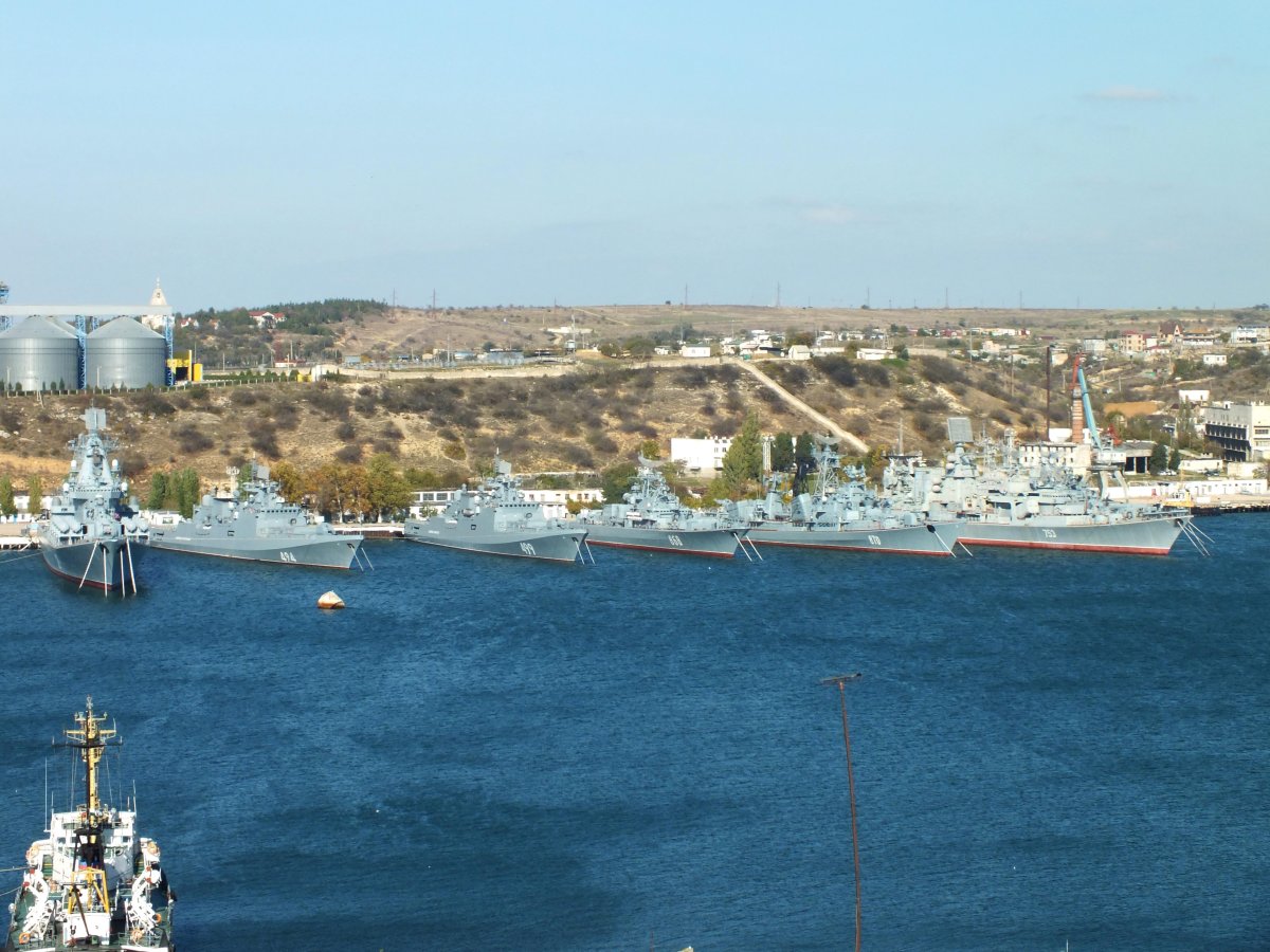 Бухта Голландия Севастополь