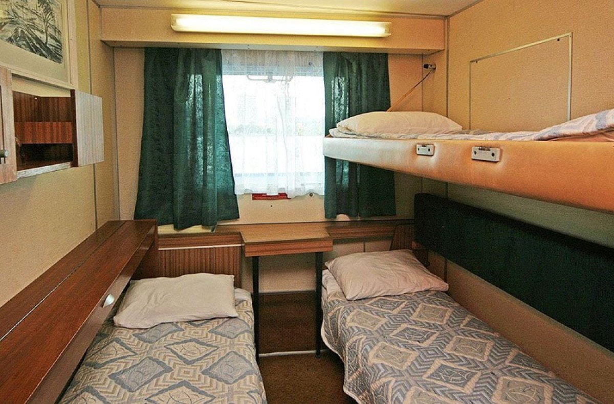Теплоход Александр Суворов каюты