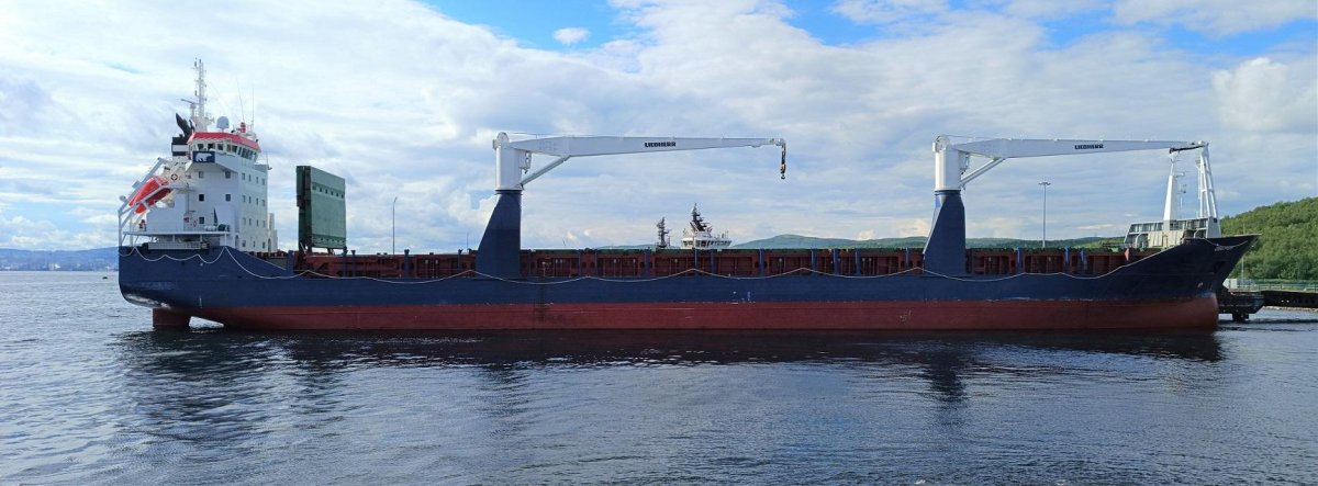 Сухогруз Оберон