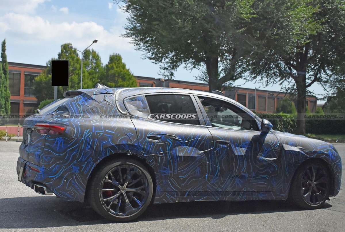 Мазерати Grecale