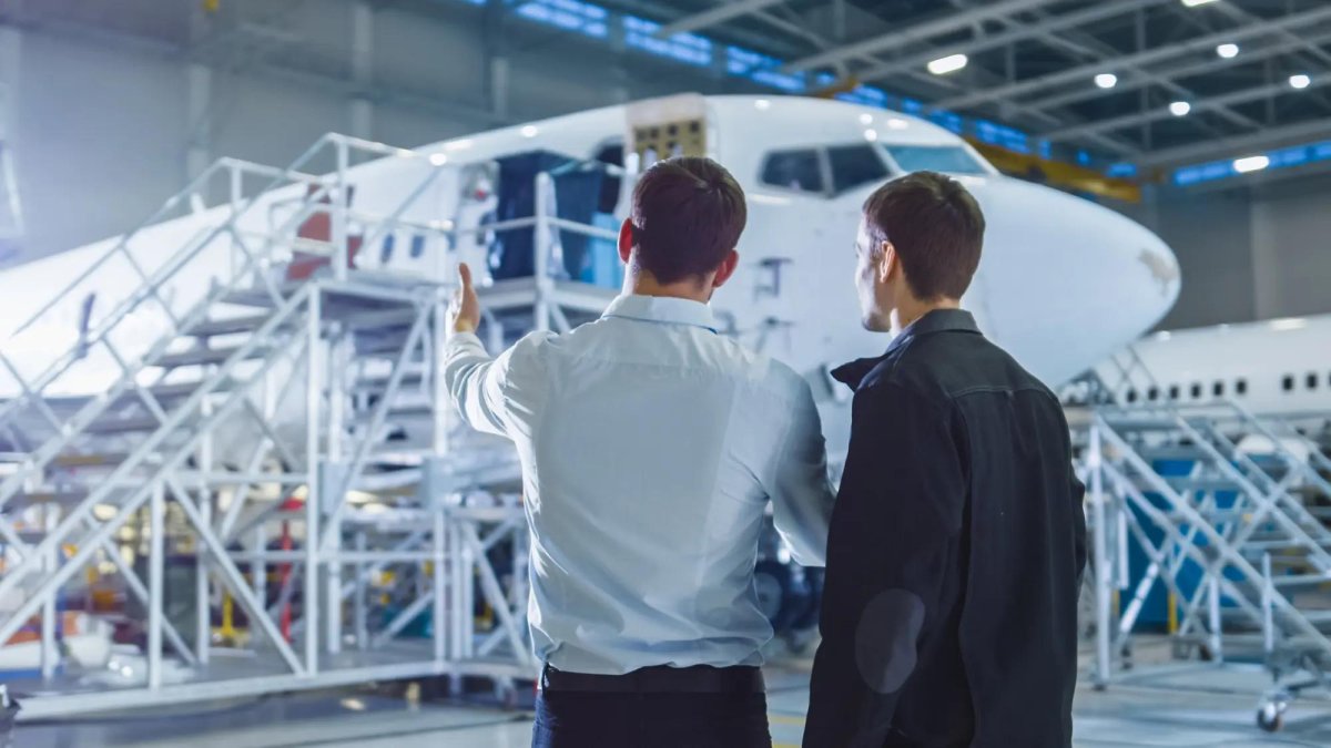 Авиационный инженер