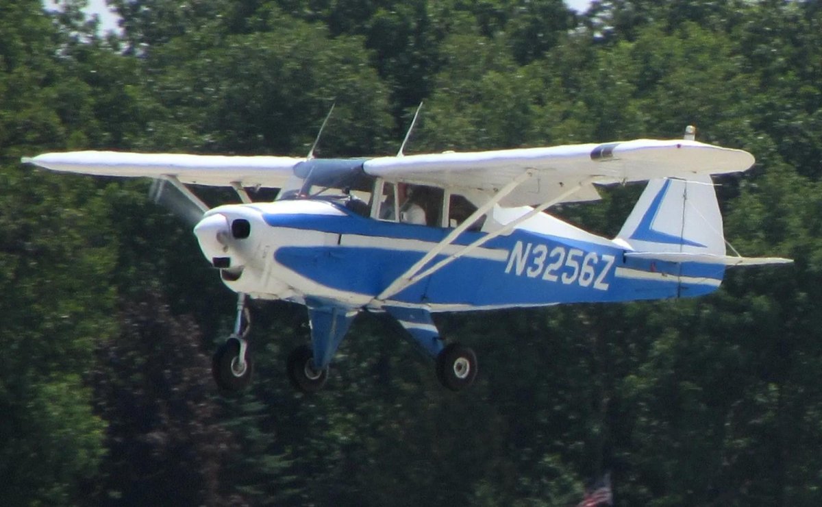 Piper pa-22 tri-Pacer