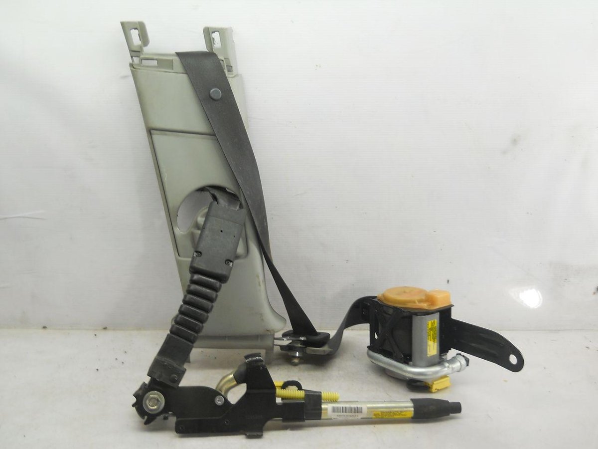 Преднатяжитель ремня Volkswagen Passat