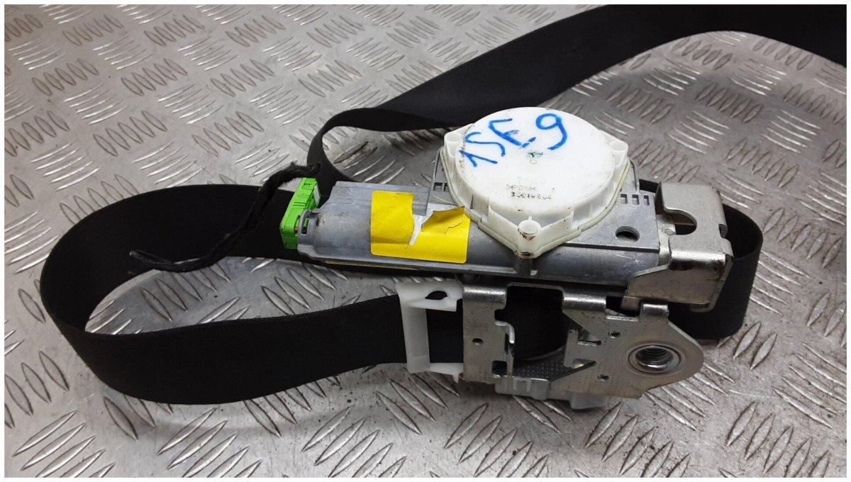 Пиропатрон на на Мерседес GLK 220