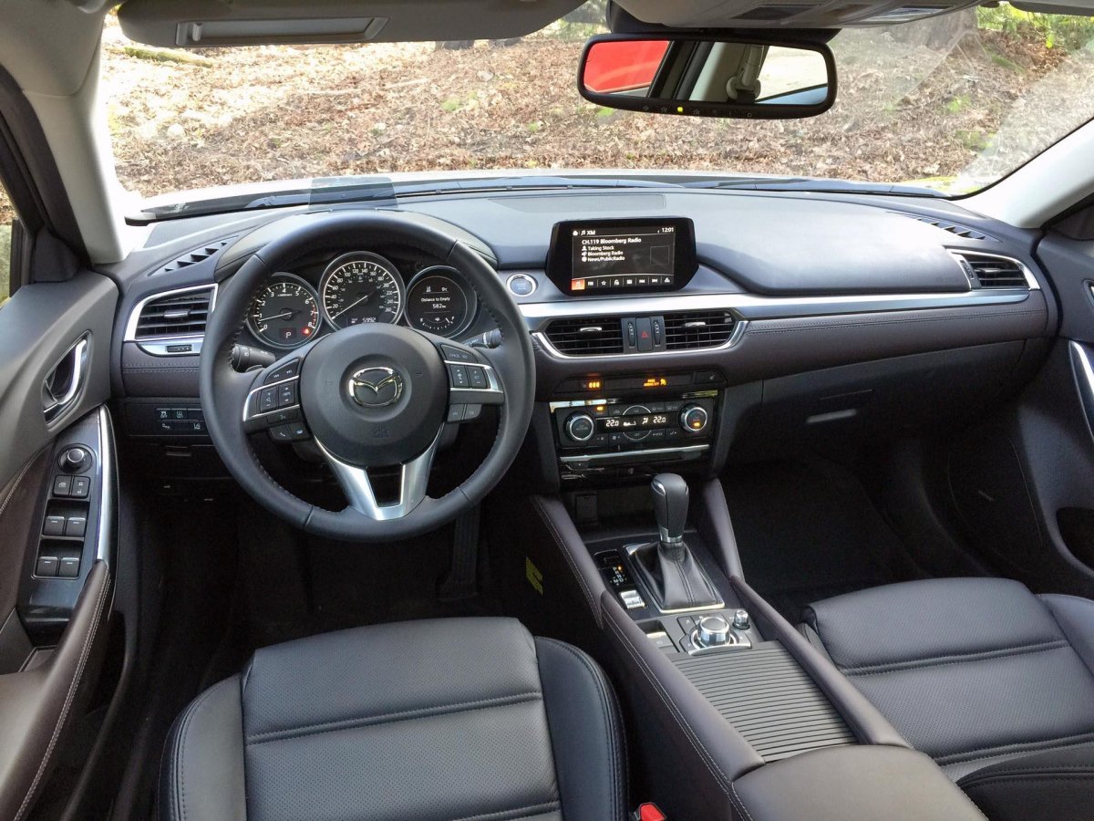 Mazda 6 салон