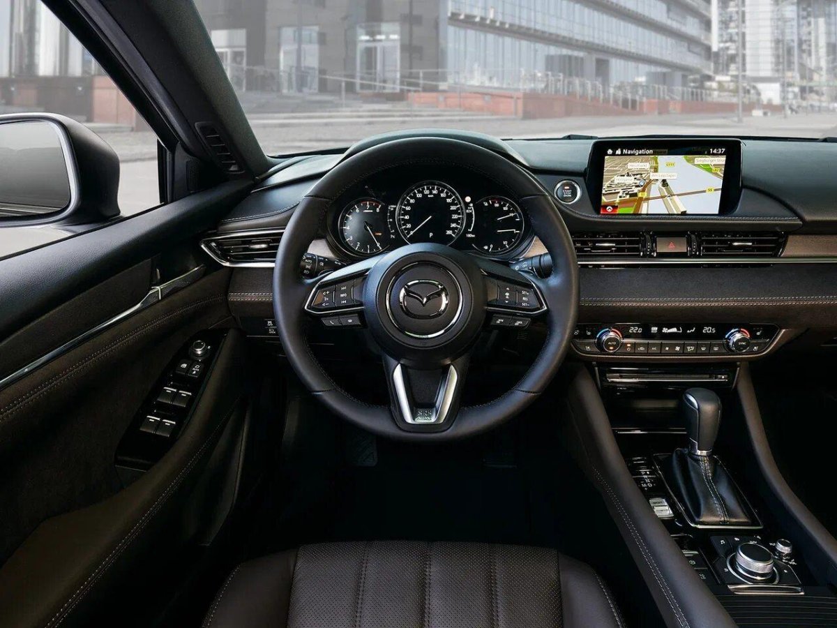 Мазда 6 2019 салон