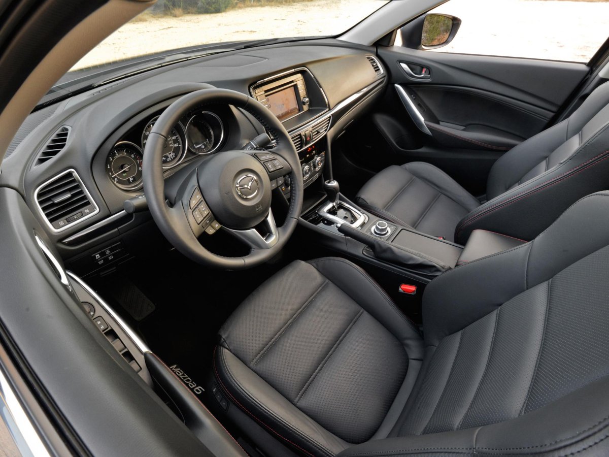 Mazda 6 Interior