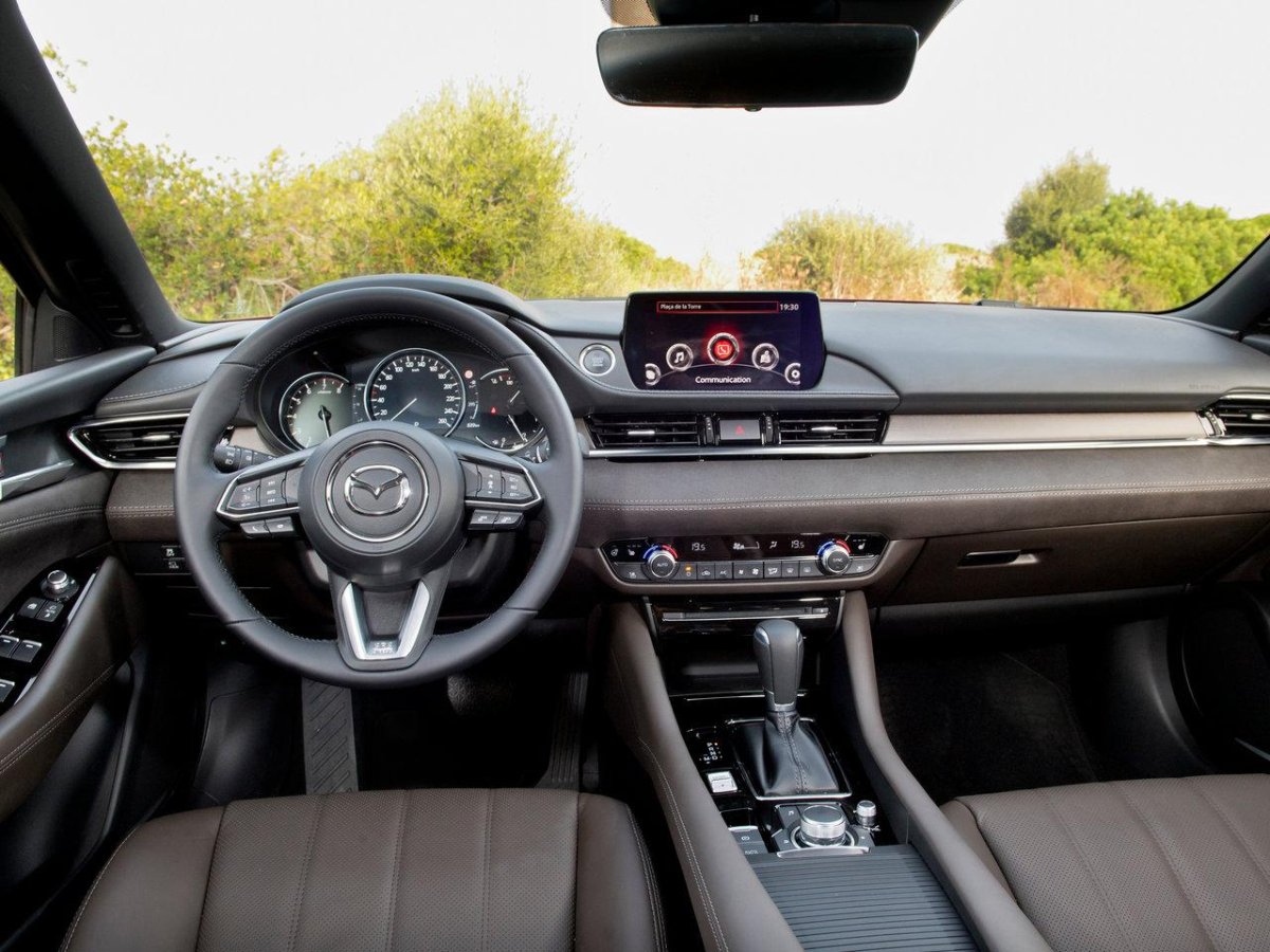 Mazda 6 2018