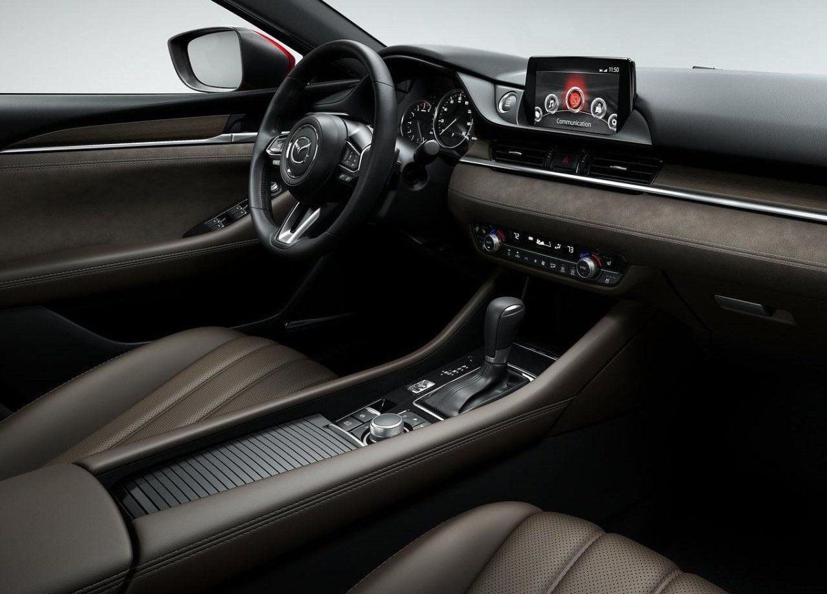 Mazda 6 2019 салон