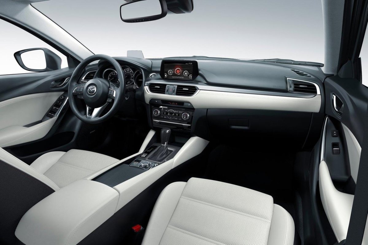 Mazda 6 2016 салон