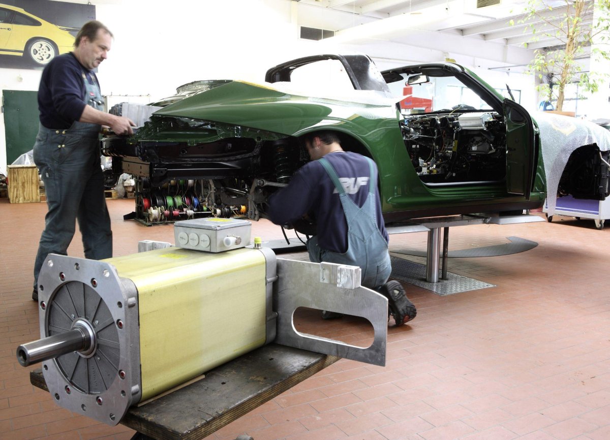 Двигатель электромобиля