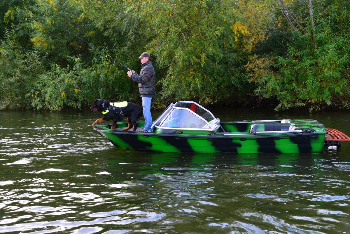 Чайка водометный катер