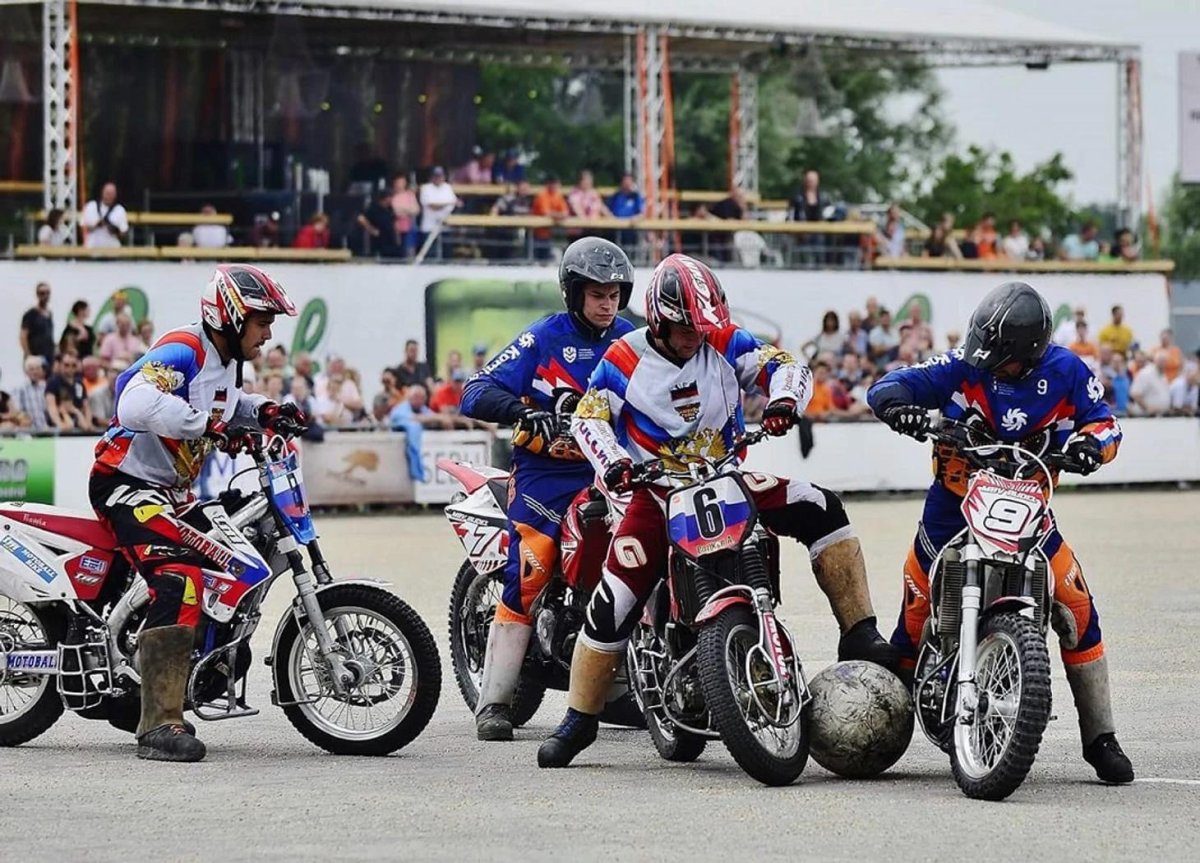 Детский мотобол