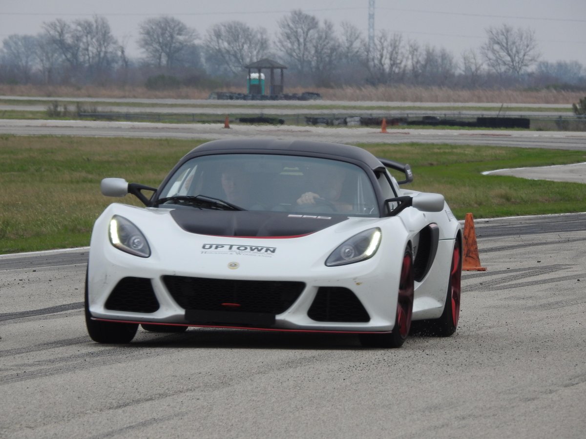 Лотус Элис 2012