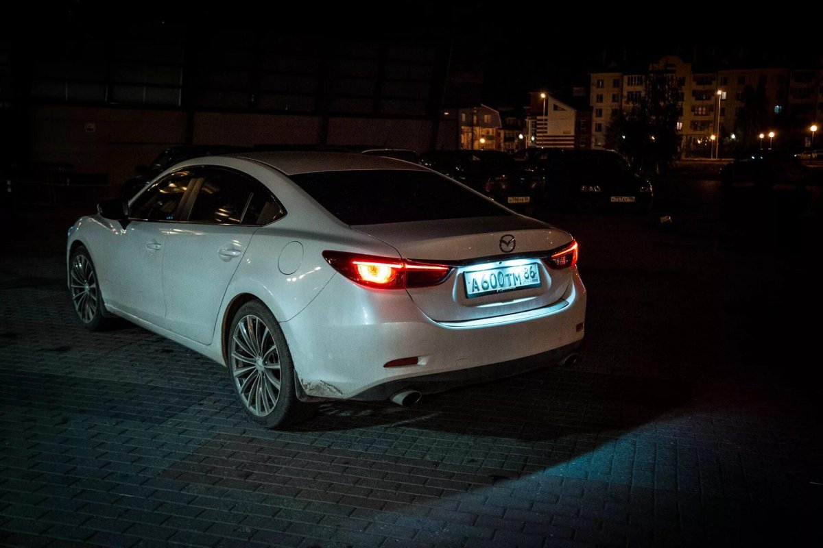 Мазда 6 2015 сзади