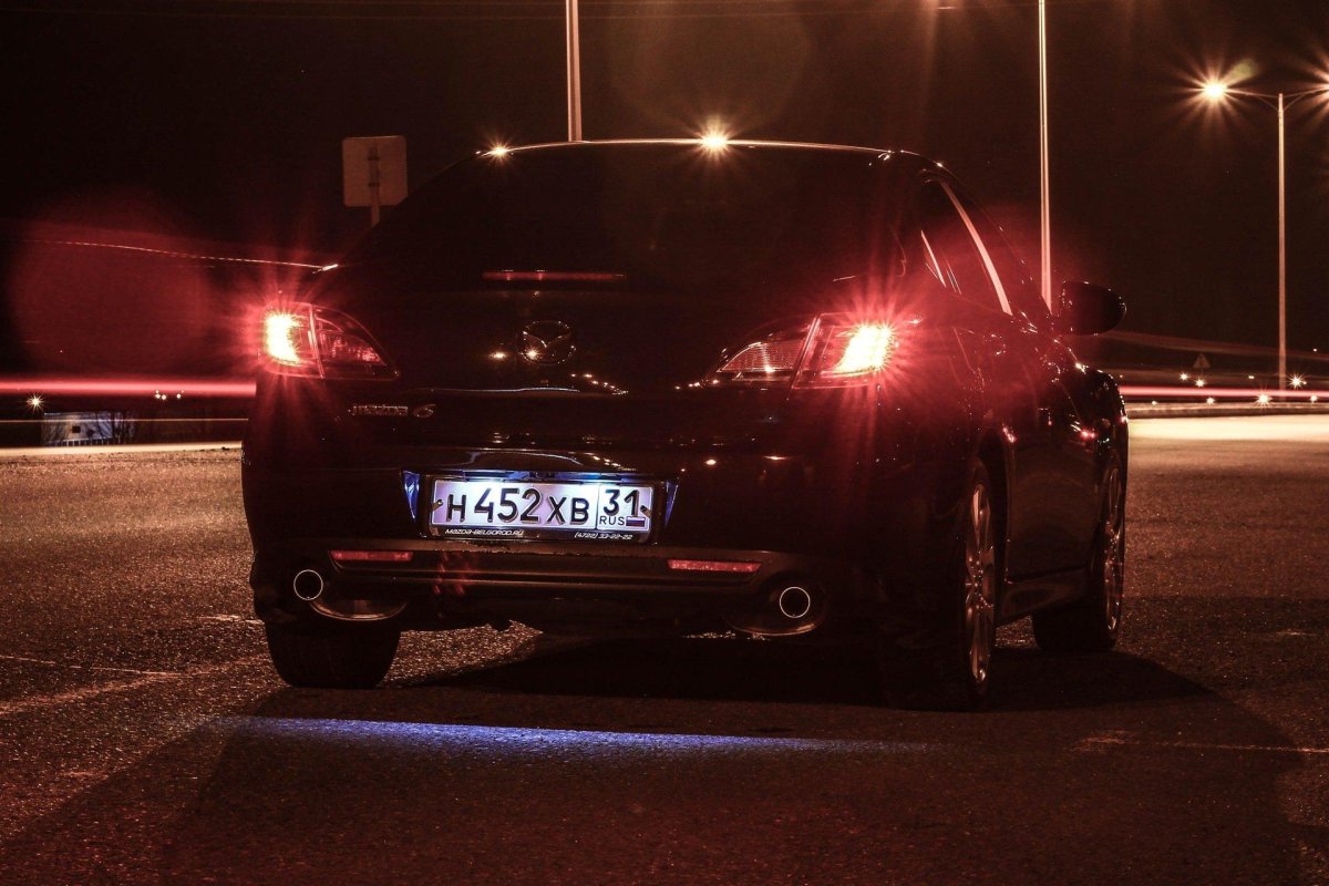 Mazda 6 ночью