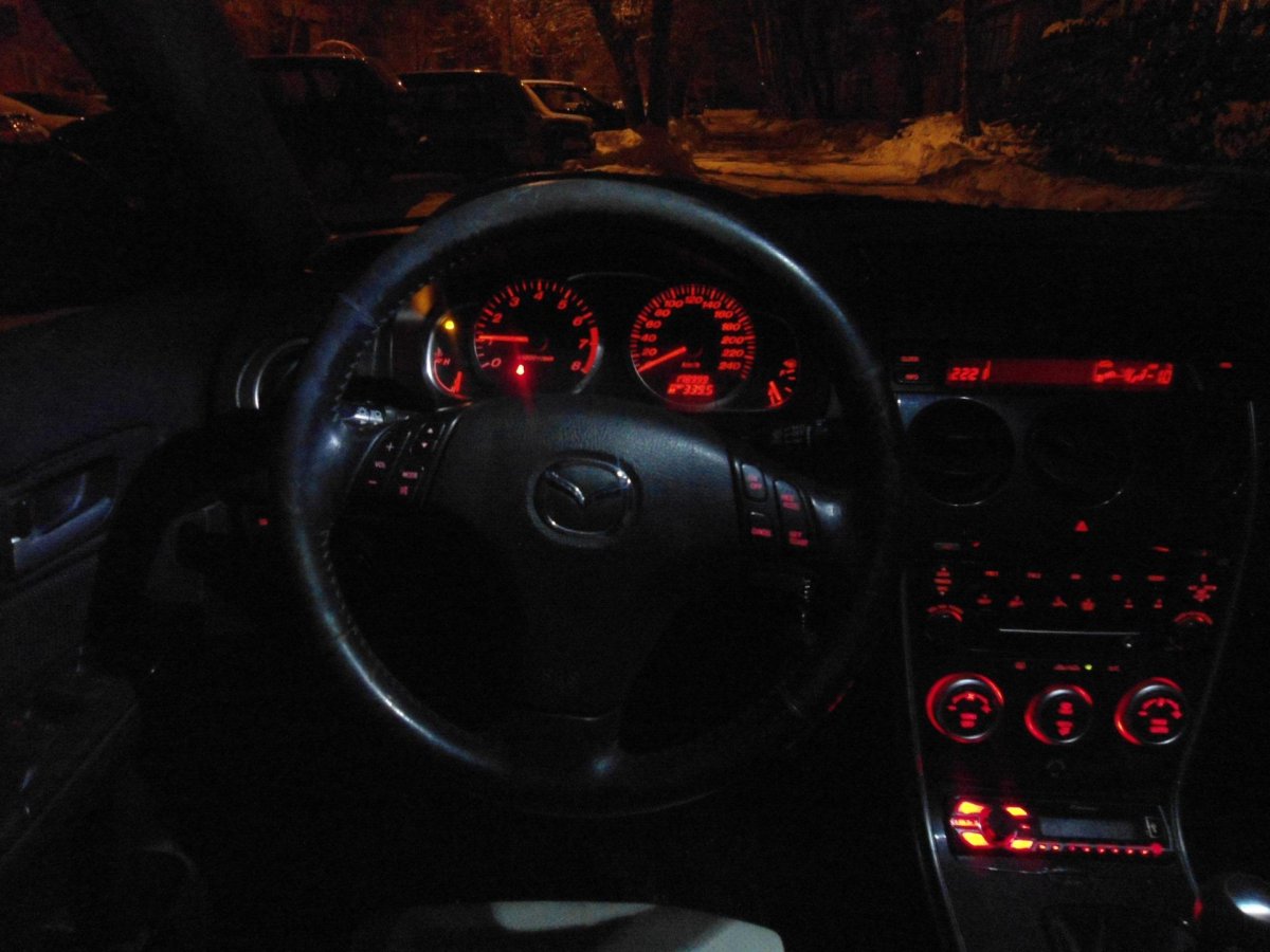 Mazda 6 gg салон ночью