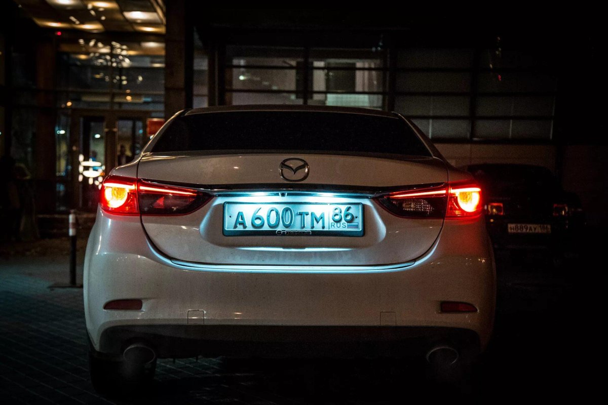 Мазда 6 задняя оптика