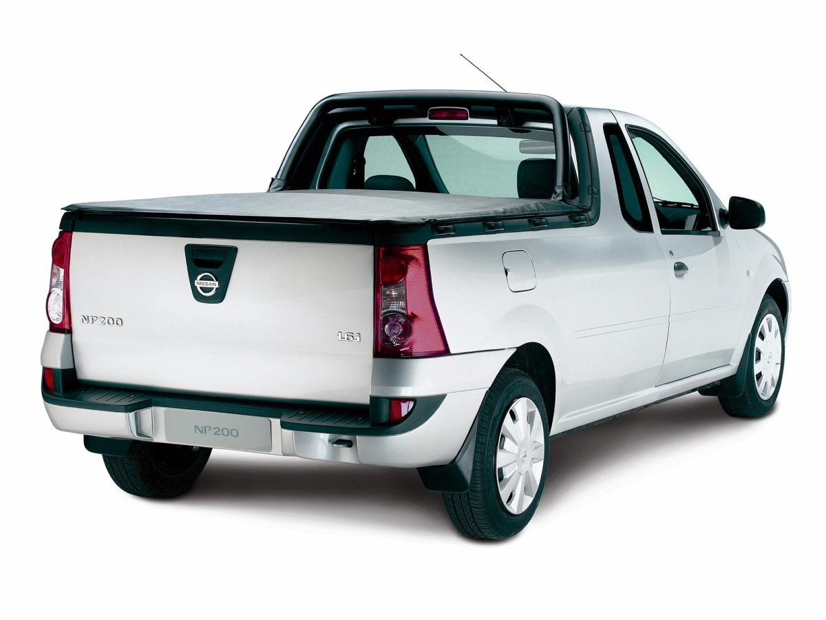 Nissan np200 фургон