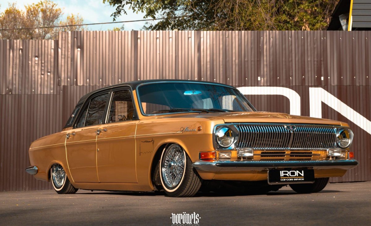 Волга ГАЗ 24 лоурайдер