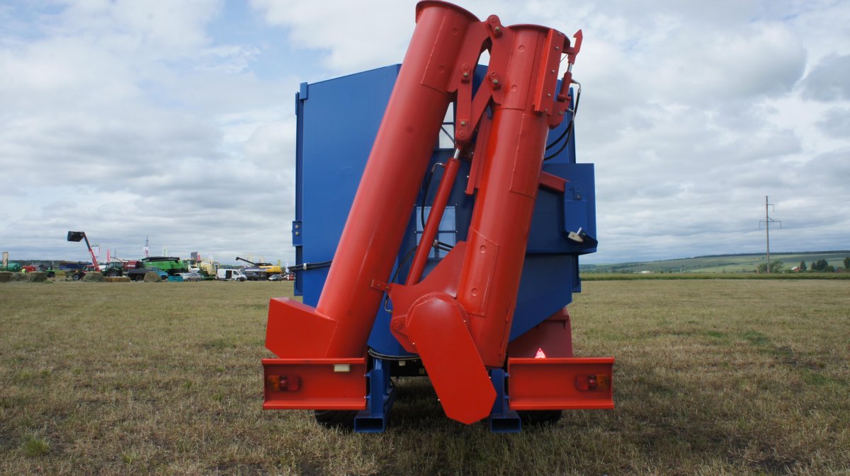 Пт-18 + загрузчик шнековый ЗШНС-400