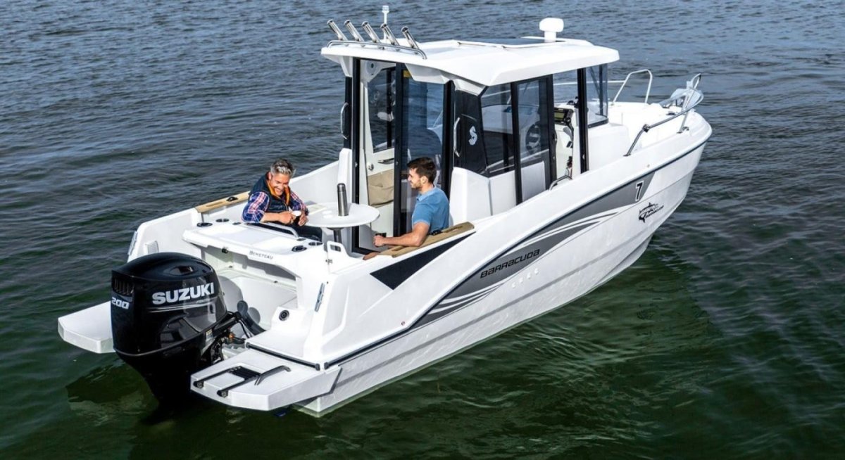 Катер Барракуда 7