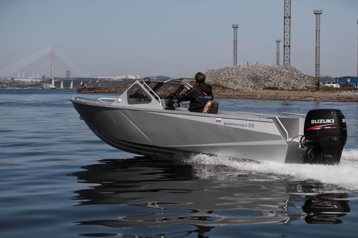 Лодка Барракуда u695