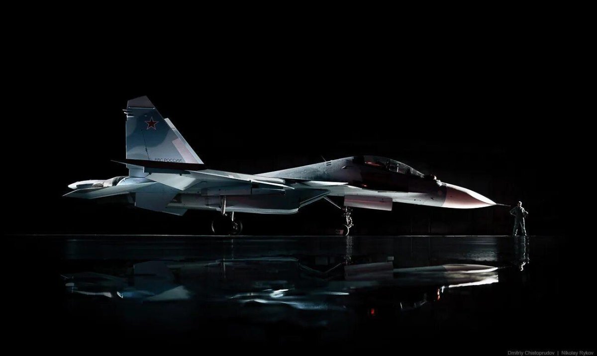 Истребитель Су-30