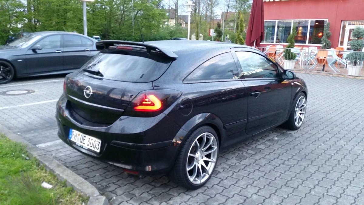 Opel Astra h GTC 2005