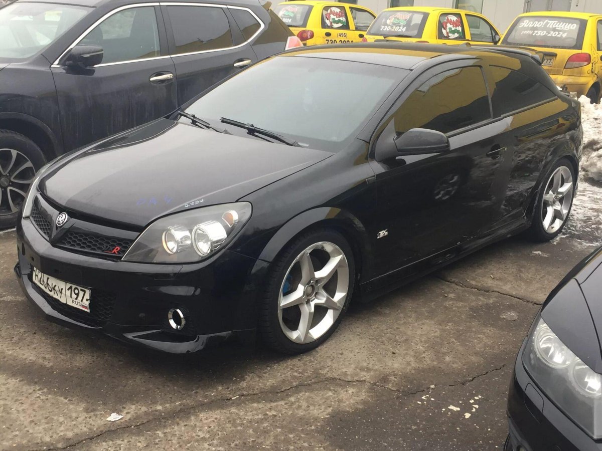 Opel Astra GTC 2008
