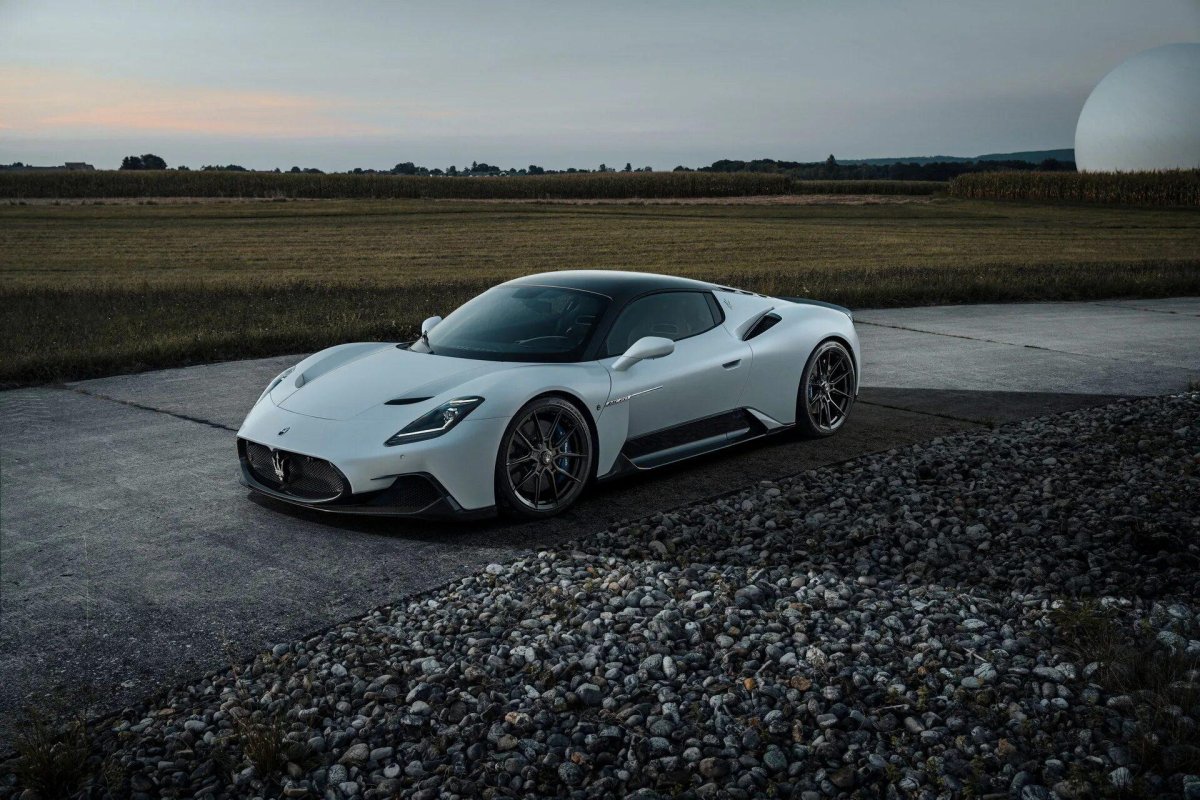 2023 Maserati mc20