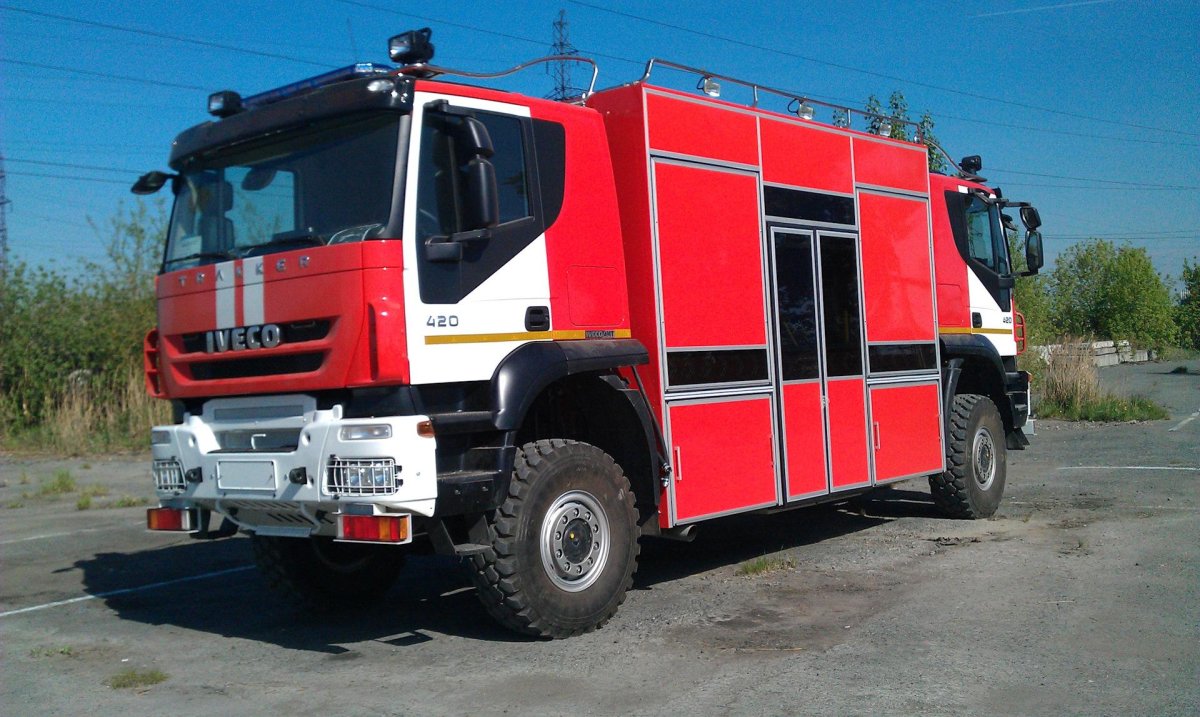 Пожарная Ивеко с двумя кабинами
