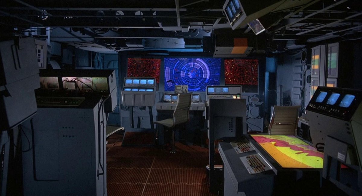Капитанская рубка космического корабля